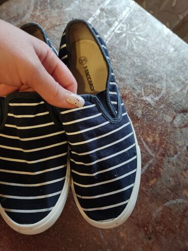 туфли новые не раз не одеты: Макасины состояние нового размер 38 на узкую ногу отдам символически