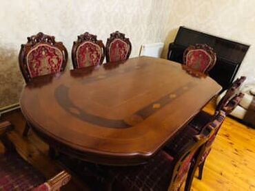 Qonaq otağı dəstləri: İşlənmiş, Jurnal masası, Komod, Masa və oturacaqlar, Kredit yoxdur, Malayziya — 2