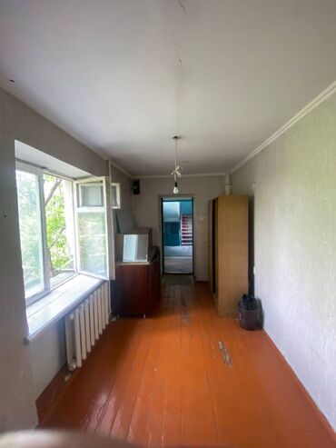 Продажа квартир: 1 комната, 13 м², Общежитие и гостиничного типа, 3 этаж, Старый ремонт