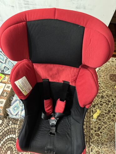 авто кресло детские: Автокресло, цвет - Красный, Б/у