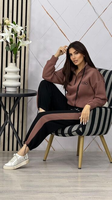 İdman geyimləri: Qadın idman dəsti – “alo” loqolu - İki hissəli dəst: kapüşonsuz — 1