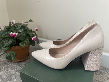 Туфли: Туфли, 37, ALS, Новый, цвет - Бежевый, Платная доставка, Самовывоз at lalafo.kg — 2 Туфли: Туфли, 37, ALS, Новый, цвет - Бежевый, Платная доставка, Самовывоз — 2
