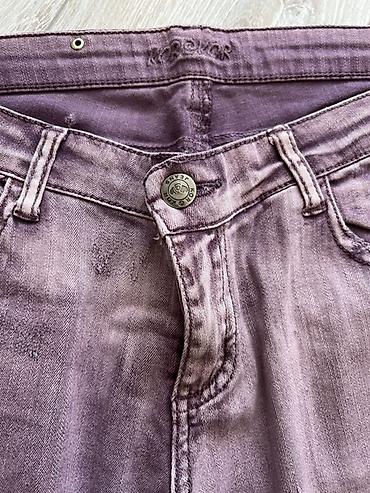 Другая женская одежда: Все джинсы по 500 сом Размер S. Италия 1) Сиренево-розовые джинсы — 1