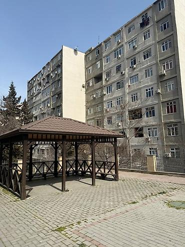 8 mikrorayon: Şəxsi 2 otaqlı mənzil satılır. Kupça çıxarış sənədlər tam — 9