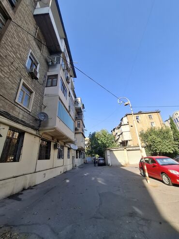 qutqaşınlı küçəsi: Bakı, 3 otaqlı, Köhnə tikili, m. Nəriman Nərimanov, 85 kv. m