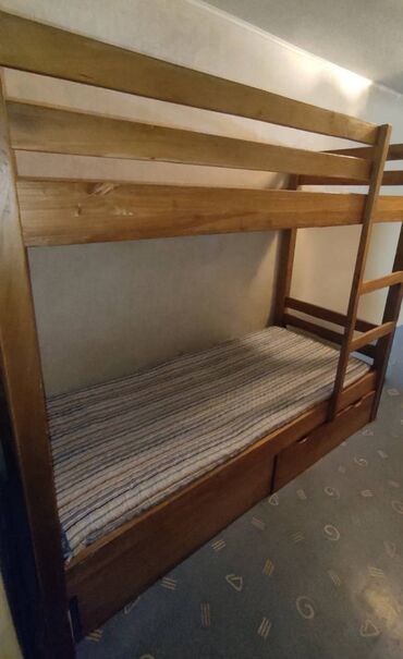 Двухъярусные кровати: Двухъярусная кровать, Б/у, С выкатной системой — 2