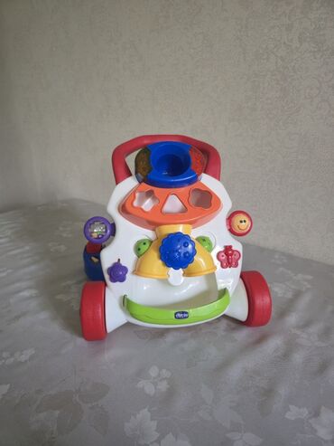 шапочки карнавальные цыплята: Детские ходунки Chicco с игровой панелью. Многочисленные кнопки