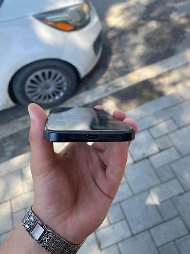 Apple iPhone: IPhone 15, 128 GB, Qara — 9