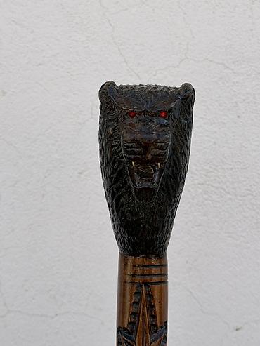 əsa: Ağacdan oyma dizaynlı əl işi əsalı - Material: bərk ağac, cilalanmış — 1