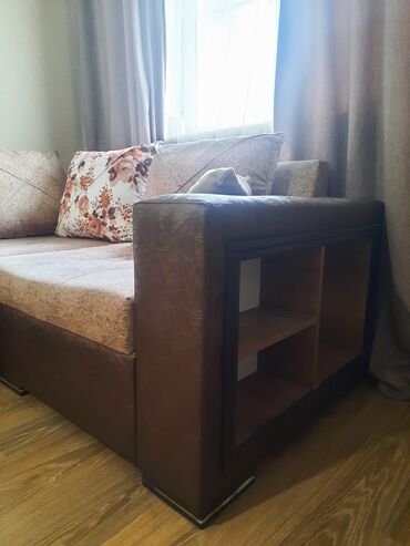 Divanlar: Künc divan, İşlənmiş, Açılan, Bazalı, Vеlur parça, Çatdırılma yoxdur — 4