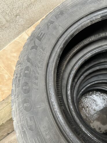 калеса на газ 53: Шины 195 / 70 / R 15, Лето, Б/у, Комплект, Легковые, Япония, GoodYear