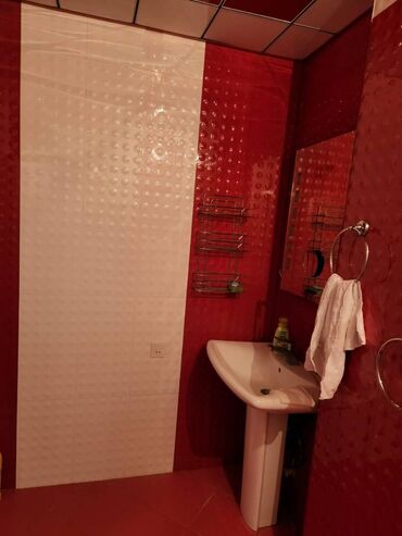 Uzunmüddətli kirayə mənzillər: Nərimanov metrosu, 82 N-li məktəb yanı, Yeni Tikili 18 mərtəbəli — 11