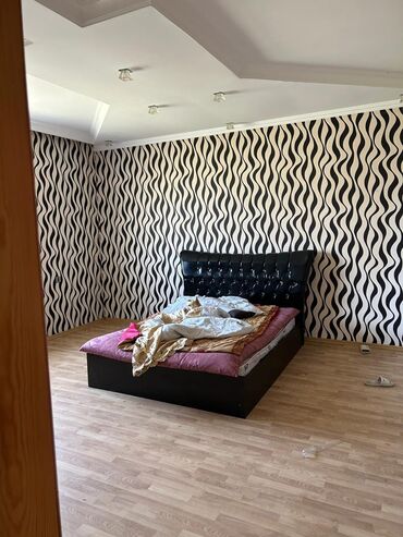 Həyət evləri və villaların satışı: Novxanı 7 otaqlı, 250 kv. m, Orta təmir — 9