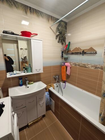 сдается комната кок жар: 2 комнаты, 44 м², Индивидуалка, 1 этаж, Евроремонт