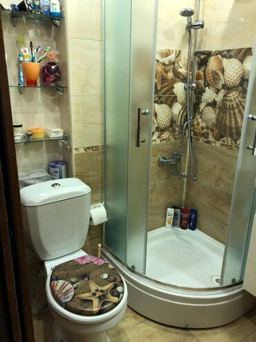 Uzunmüddətli kirayə mənzillər: Elmlər metrosunun yaxınlığında 9 mertebeli binanın 6-cı mərtəbəsində — 15