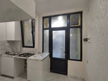 Köhnə tikili: Bakı, 2 otaqlı, Köhnə tikili, m. İçərişəhər, 35 kv. m -da lalafo.az — 2 Köhnə tikili: Bakı, 2 otaqlı, Köhnə tikili, m. İçərişəhər, 35 kv. m — 2