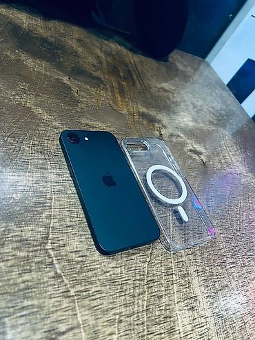 iphone cs max: IPhone 16E Состояние идеальное 10/10 Коцок нету царапин нету все — 6
