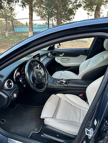bmw e 38: Mercedes-Benz C-Class: 2.4 l | 2016 il Sedan — 9