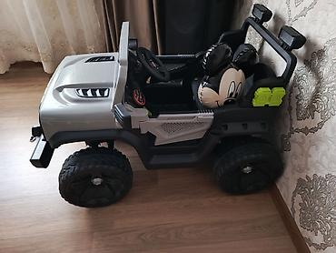 uşaq polis maşınları: Uşaq üçün elektrikli maşın – off-road tipli jeep - Güclü təkərlər və — 2