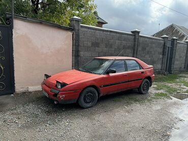 авто гольф 3: Mazda 323: 1990 г., 1.8 л, Механика, Бензин, Хетчбек