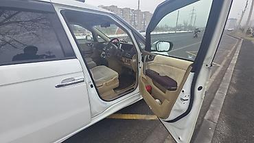 Honda: Honda Elysion: 2005 г., 2.4 л, Газ, Минивэн — 4