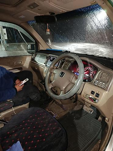 Honda: Honda Stepwgn: 2001 г., 2 л, Автомат, Минивэн — 9