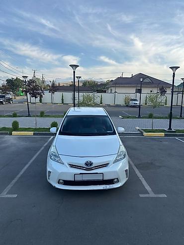 авто аккумуляторы бишкек: Toyota Prius V: 2011 г., 1.8 л, Автомат, Гибрид — 2