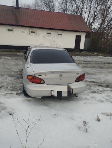 Hyundai: Hyundai Avante: 1999 г., 1.5 л, Механика, Бензин, Седан