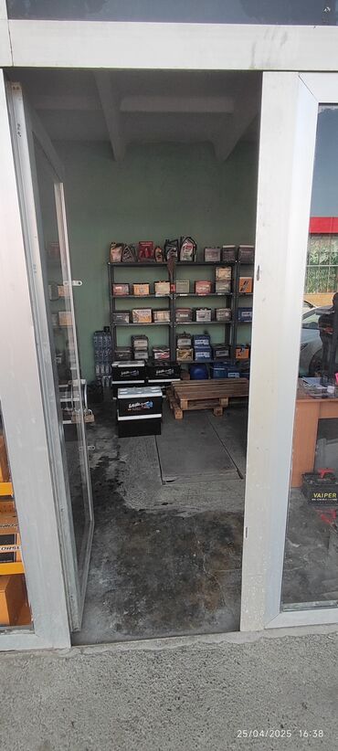 Kommersiya daşınmaz əmlakının satışı: Bakı prosbektində yerləşir 2inci mərtəbəsi otel kimi nəzərdə tutulub — 8