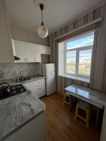 Uzunmüddətli kirayə mənzillər: Şəhərin prestij yerində yerləşir. Koroğlu Rəhimiv küçəsi ilə qalxanda — 6