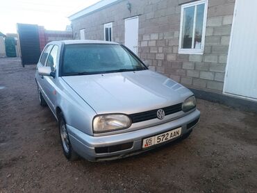 Volkswagen: Volkswagen Golf: 1993 г., 1.8 л, Механика, Бензин, Хэтчбэк