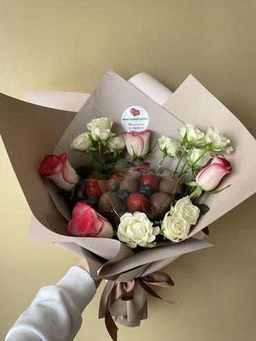 Кондитерские изделия, сладости: Клубника и Финики в шоколаде Подарок на 8марта Заранее оформляйте — 22