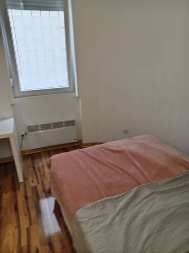 Prodaja stanova: Prodajem stan 90m2, ul. Vlajkoviceva 19, Stari grad. Starogradnja — 12