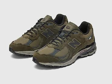 new balance 2002: Мужские кроссовки, 42, New Balance, Б/у, цвет - Зеленый — 1