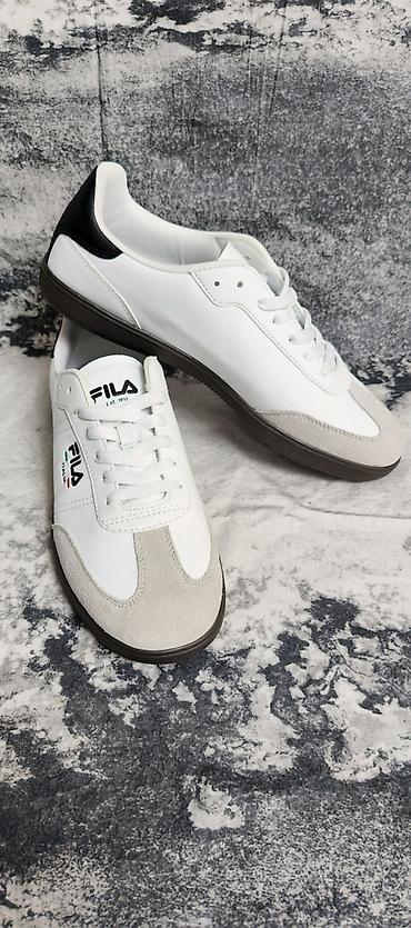 кроссовки: Кожаные кроссовки Итальянского бренда FILA . Размер 43 — 1