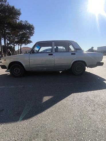 VAZ (LADA): VAZ 2107 sedan - Kuzov: 4 qapılı, gümüşü rəng - Mühərrik: benzin — 9