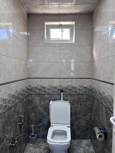 gunəslidə evlər: 🏡Həyət evi satılır. 🔧Təmirli və geniş otaqları 🔥İstilik sistemi — 4