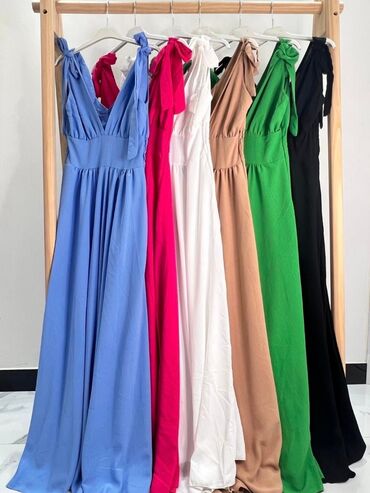 Haljine: 2500 na lalafo.rs — 8 Haljine: 2500 — 8