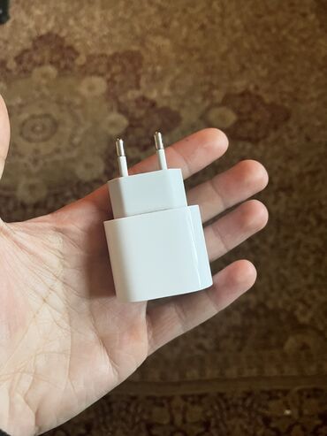 Adapterlər: Adapter Apple, 20 Vt, İşlənmiş