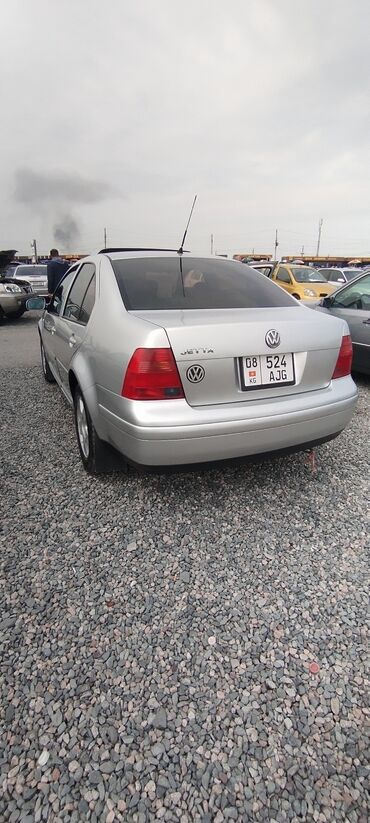 Volkswagen Jetta: 2001 г., 2 л, Автомат, Газ, Седан