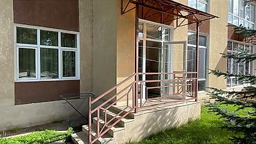 act building: Аренда квартиры на Иссык-Куле, Лазурный берег, Чок-Тал, 4 места, Цена Целиком за жилье — 8