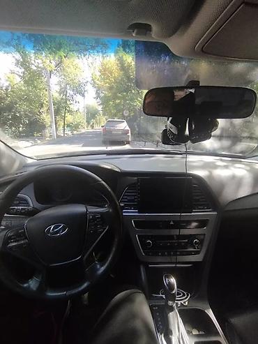 land rover discovery 2019: Hyundai Sonata: 2016 г., Газ — 7