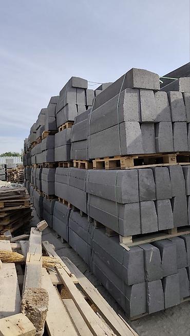 Дорожные бордюры: Дорожный бордюр, Прессованный, Бетонный, Новый — 17