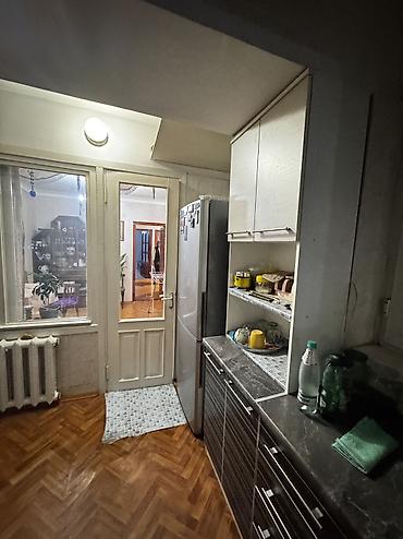 Продажа квартир: 3 комнаты, 80 м², Индивидуалка, 5 этаж, Косметический ремонт at lalafo.kg — 10 Продажа квартир: 3 комнаты, 80 м², Индивидуалка, 5 этаж, Косметический ремонт — 10