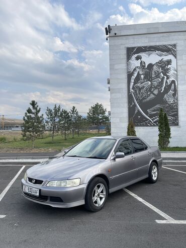 продаю авто в аварийном состоянии: Honda Accord: 2002 г., 1.8 л, Автомат, Бензин, Седан