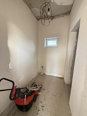 Продажа коттеджей и домов: 🏡 СРОЧНО ПРОДАЕТСЯ ДОМ в Ак-Ордо 3! 📐 Площадь дома: 125 м² 🌿 Участок — 15