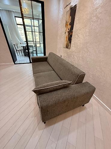 divan 2 ci el: Divan, çox az istifadə olunub (evdə təxminən 4-5 ay yaşayış olub) — 2