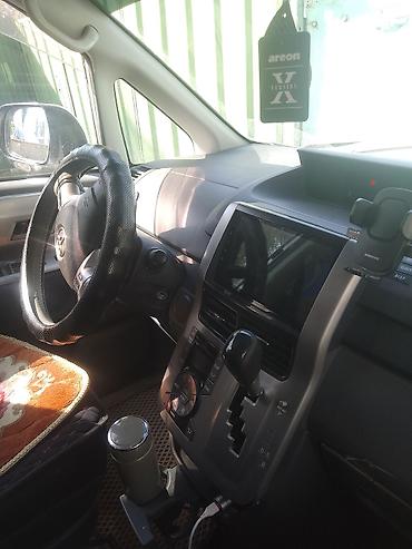 вокси ноах: Toyota Noah: 2010 г., Минивэн — 4