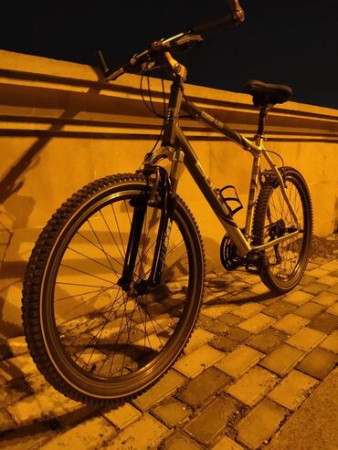 Şəhər velosipedləri: İşlənmiş Şəhər velosipedi Bulls, 26", sürətlərin sayı: 24, Ünvandan götürmə -da lalafo.az — 2 Şəhər velosipedləri: İşlənmiş Şəhər velosipedi Bulls, 26", sürətlərin sayı: 24, Ünvandan götürmə — 2