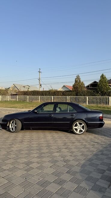 машина м5 ф90: Mercedes-Benz E-Class: 2001 г., 4.3 л, Автомат, Бензин, Седан